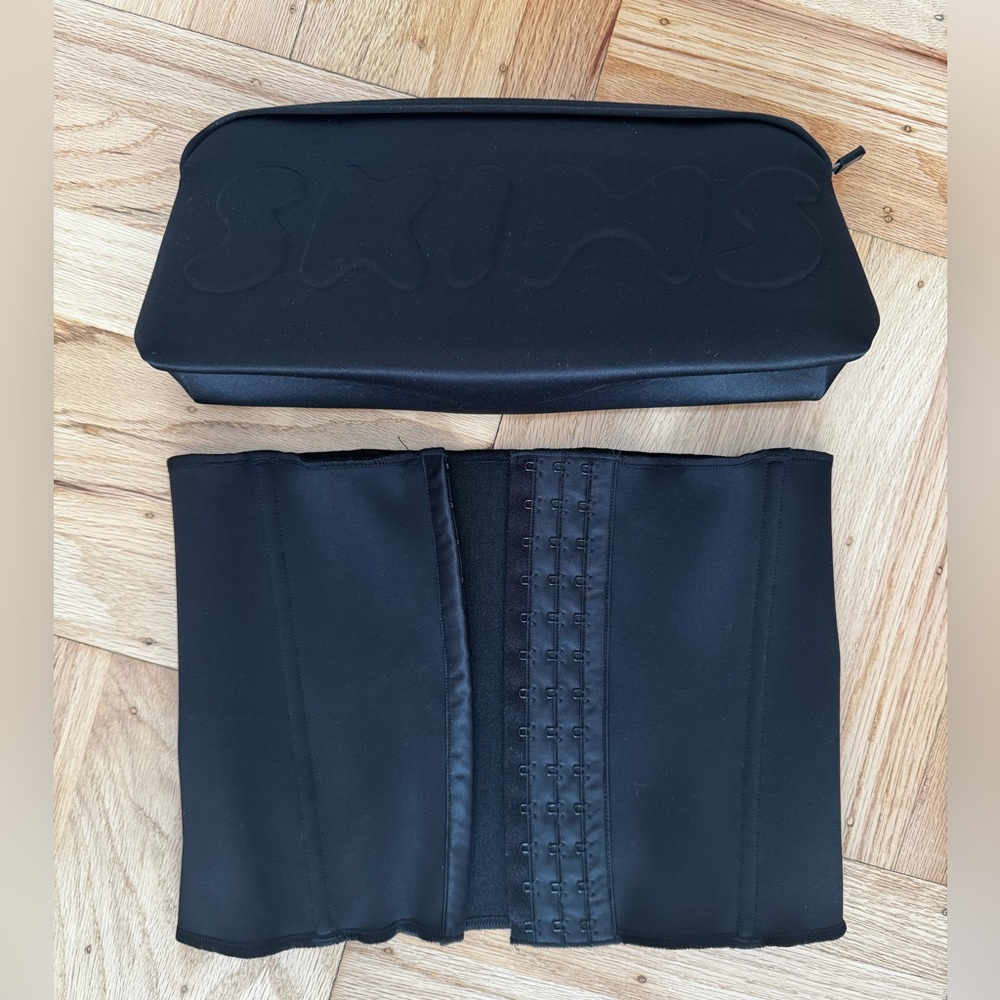 Waist trainer